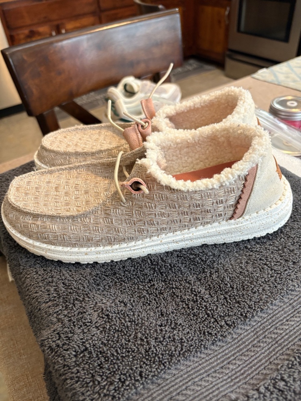 Hey Dude Wendy Women's Casual Shoes ( Size 9 - Picture 3 of 4